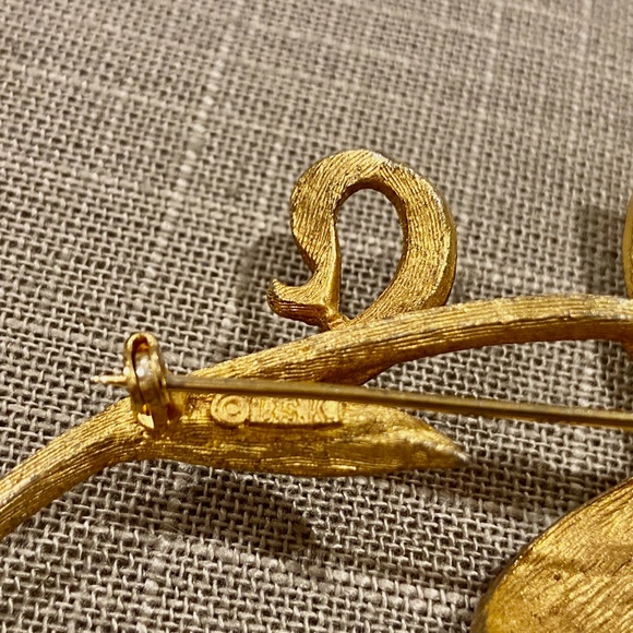 AP9-Large Vintage BSK Gold Lily Bloom Figural Brooch - Picture 8 of 12